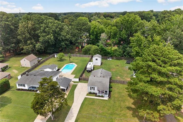 216 Marion DR, Chesapeake, VA 23322
