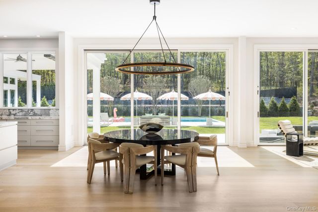 1552 Deerfield Road, Water Mill, NY 11976