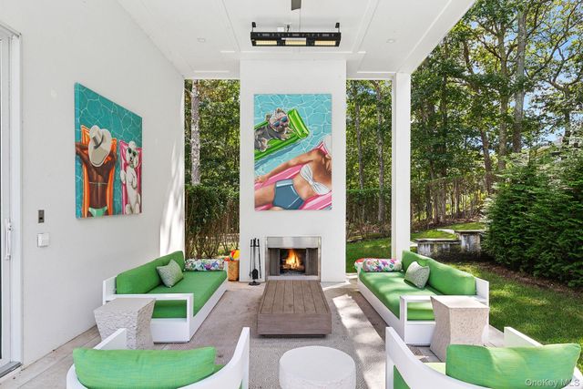 1552 Deerfield Road, Water Mill, NY 11976