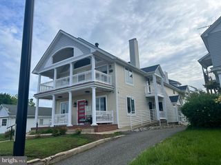 14532 SOLOMONS ISLAND ROAD # 300, Solomons, MD 20688