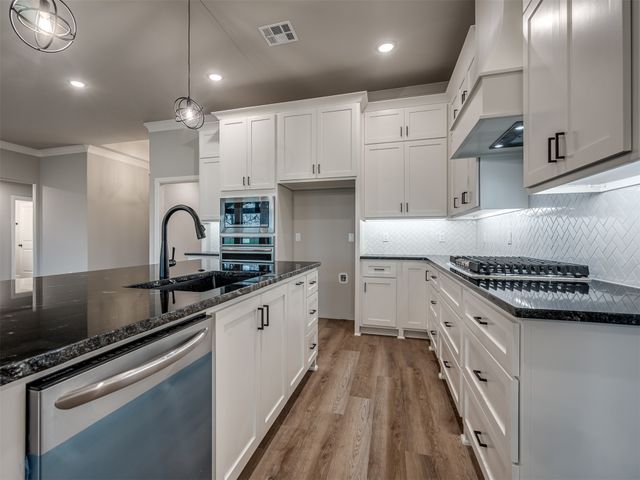 13777 N 58th East Avenue, Collinsville, OK 74021