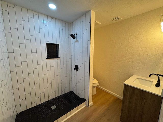 732 SW 46th St, Lawton, OK 73505