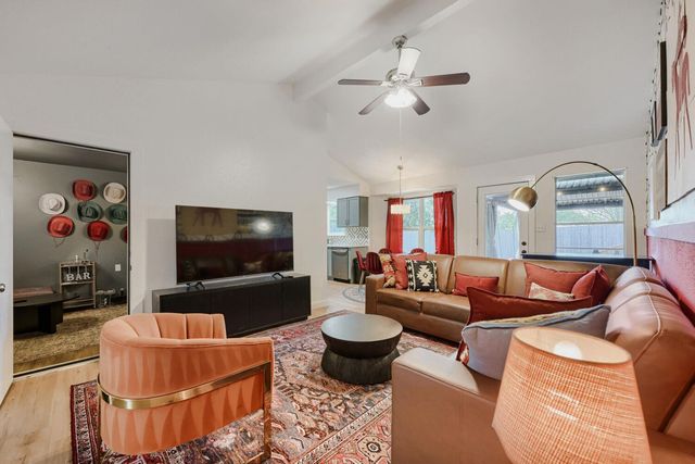 3410 Plantation RD, Austin, TX 78745