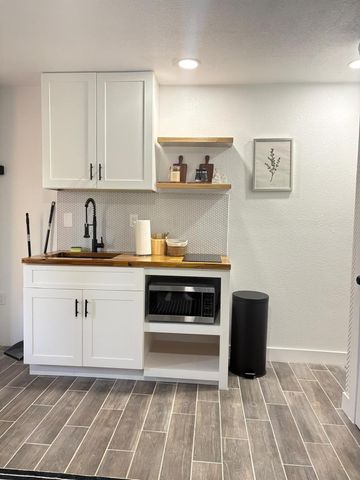 6707 Sherman Street 3, Houston, TX 77011