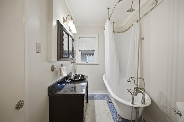 1030 E 44th ST, Austin, TX 78751