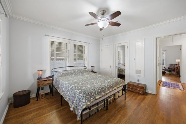 1030 E 44th ST, Austin, TX 78751