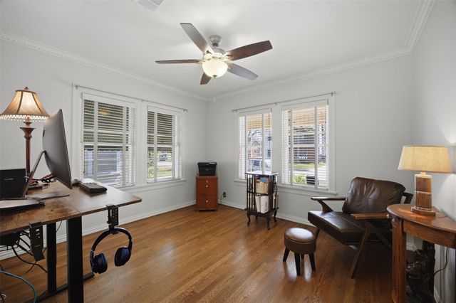 1030 E 44th ST, Austin, TX 78751