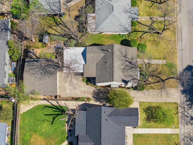 1030 E 44th ST, Austin, TX 78751