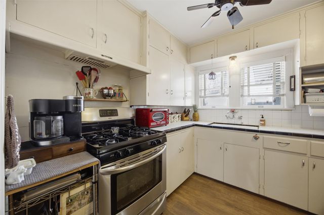 1030 E 44th ST, Austin, TX 78751