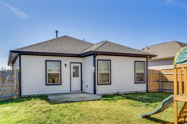 263 Tolo DR, Elgin, TX 78621