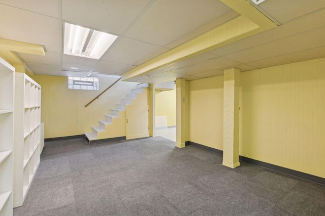 3700 Thomas Avenue N, Minneapolis, MN 55412