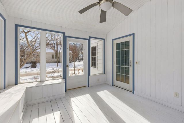 3700 Thomas Avenue N, Minneapolis, MN 55412