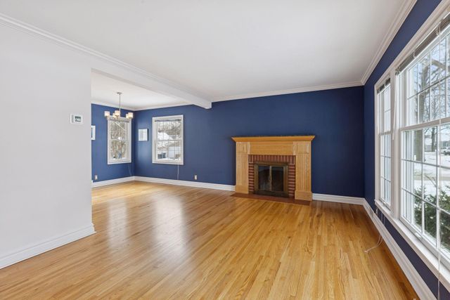 3700 Thomas Avenue N, Minneapolis, MN 55412