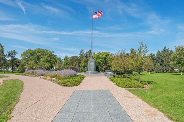 3700 Thomas Avenue N, Minneapolis, MN 55412