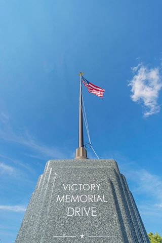 3700 Thomas Avenue N, Minneapolis, MN 55412