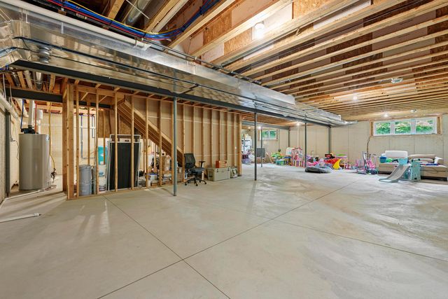 4181 Corner Road, Alexandria, OH 43001