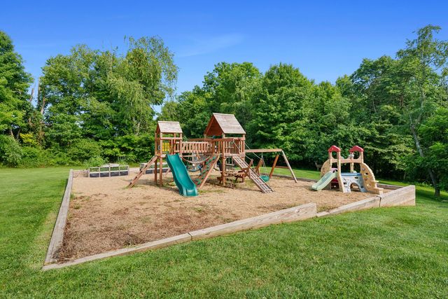 4181 Corner Road, Alexandria, OH 43001