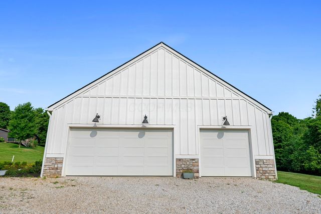4181 Corner Road, Alexandria, OH 43001