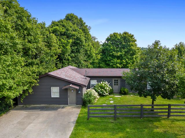 4181 Corner Road, Alexandria, OH 43001