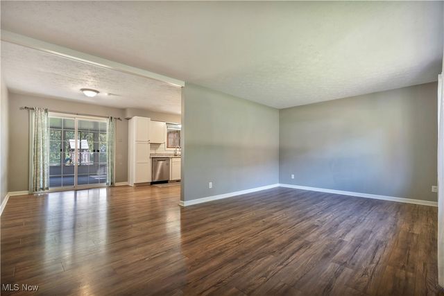 7086 Woodell Avenue NE, Canton, OH 44721