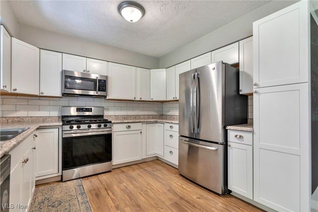 7086 Woodell Avenue NE, Canton, OH 44721