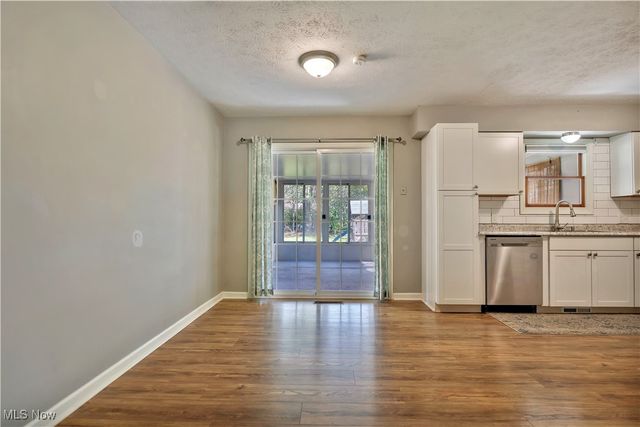 7086 Woodell Avenue NE, Canton, OH 44721