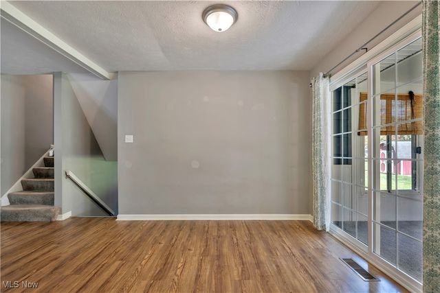 7086 Woodell Avenue NE, Canton, OH 44721