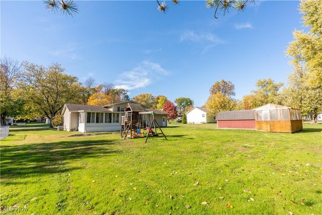 7086 Woodell Avenue NE, Canton, OH 44721