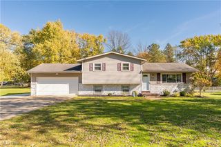 7086 Woodell Avenue NE, Canton, OH 44721