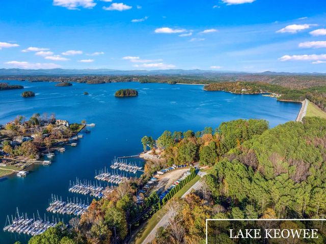 848 Perkins Creek Road, Seneca, SC 29678