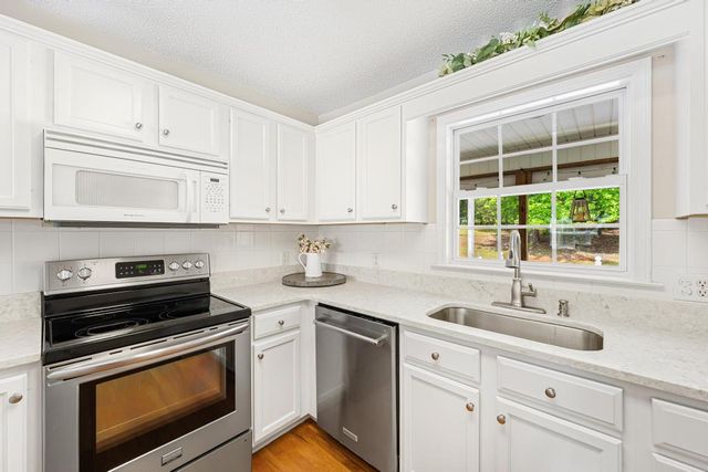 848 Perkins Creek Road, Seneca, SC 29678