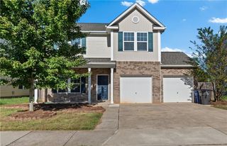 2466 Dog Leg Drive, Winston-salem, NC 27103