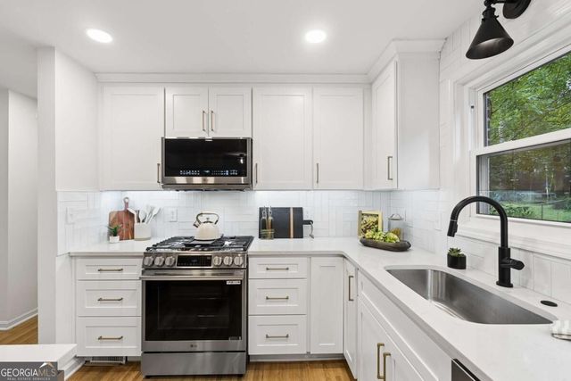 1303 Faraday Place, Decatur, GA 30033