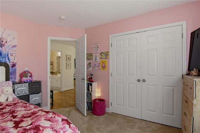 1866 Denise Lane, Winston-salem, NC 27127