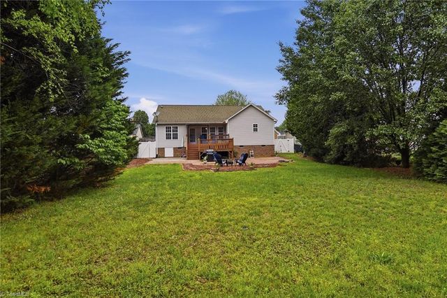 1866 Denise Lane, Winston-salem, NC 27127