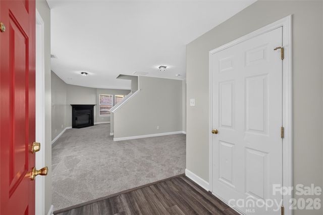 2629 Stream Bank Drive, Charlotte, NC 28269