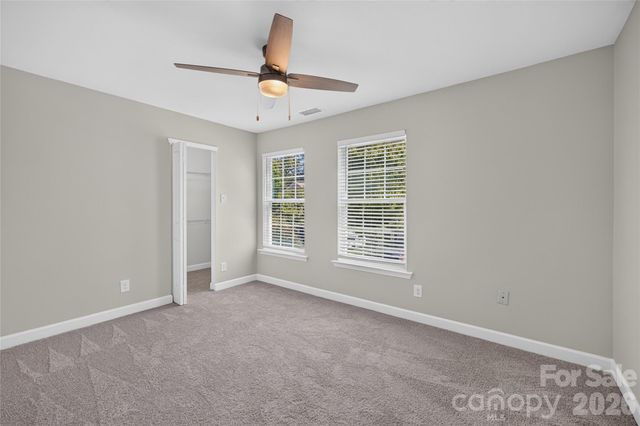 2629 Stream Bank Drive, Charlotte, NC 28269