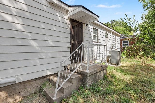 1720 SW 18th Street, Oklahoma City, OK 73108