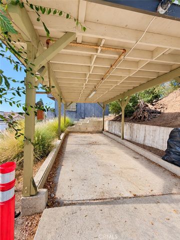 2029 Barnett, Los Angeles, CA 90032