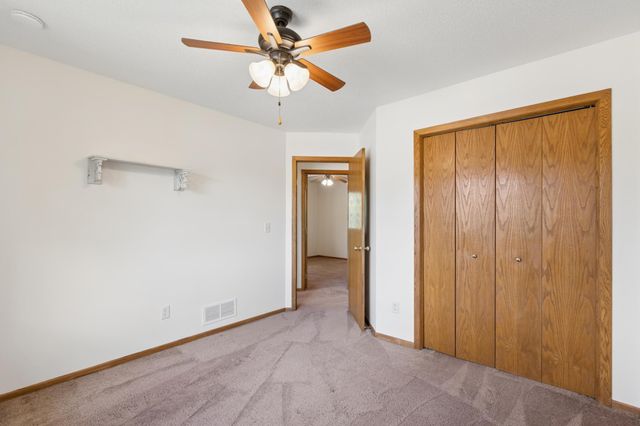 13522 Xavis St NW, Andover, MN 55304