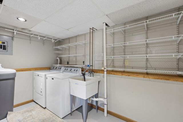 13522 Xavis St NW, Andover, MN 55304