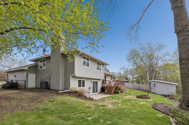 13522 Xavis St NW, Andover, MN 55304