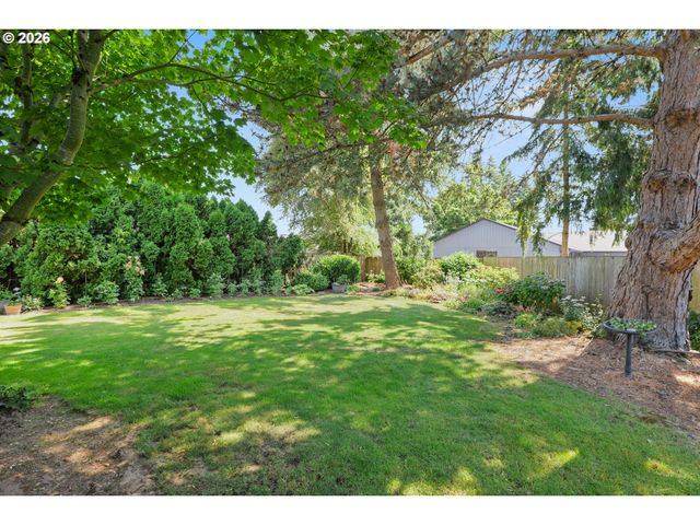 628 Se 33RD Ct, Hillsboro, OR 97123