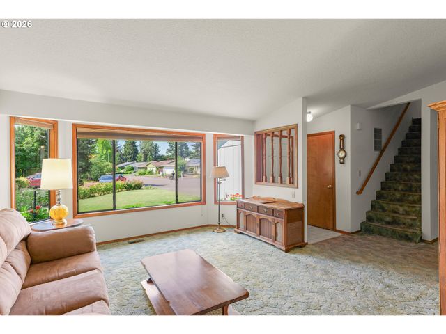 628 Se 33RD Ct, Hillsboro, OR 97123