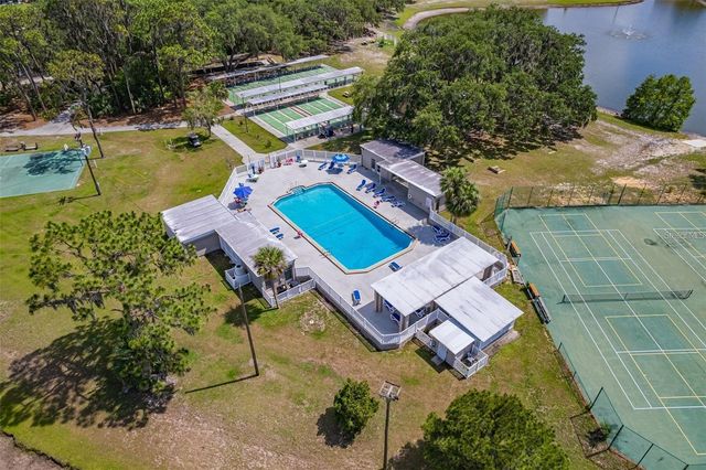 1519 CLUB CIR, Lakeshore, FL 33854