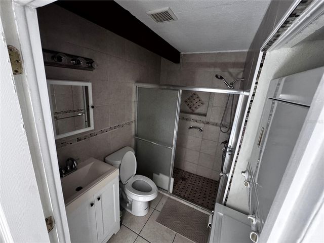 1519 CLUB CIR, Lakeshore, FL 33854