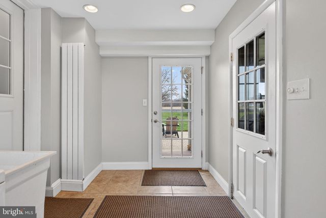 409 DELTA ST, Mount Joy, PA 17552