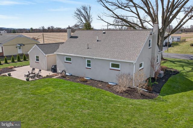 409 DELTA ST, Mount Joy, PA 17552