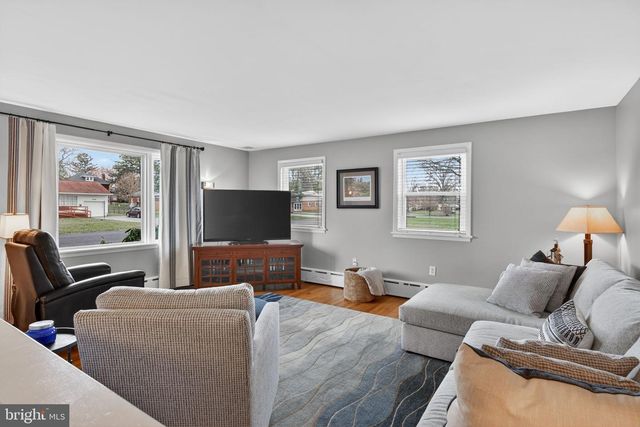 409 DELTA ST, Mount Joy, PA 17552