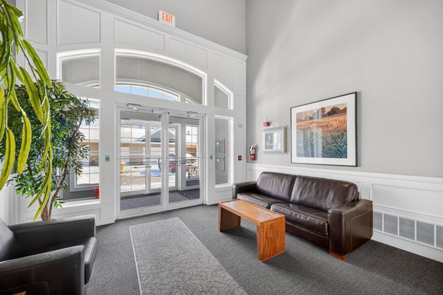 8350 Ep True Parkway 1306, West Des Moines, IA 50266